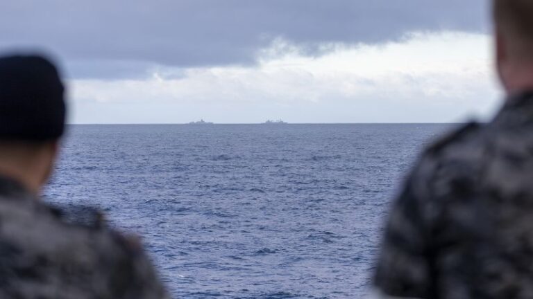 中国军舰在澳大利亚海岸附近活动，影响印太地区局势