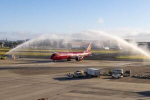 上海航空首航悉尼，连接中国大陆的航班座位容量创历史新高